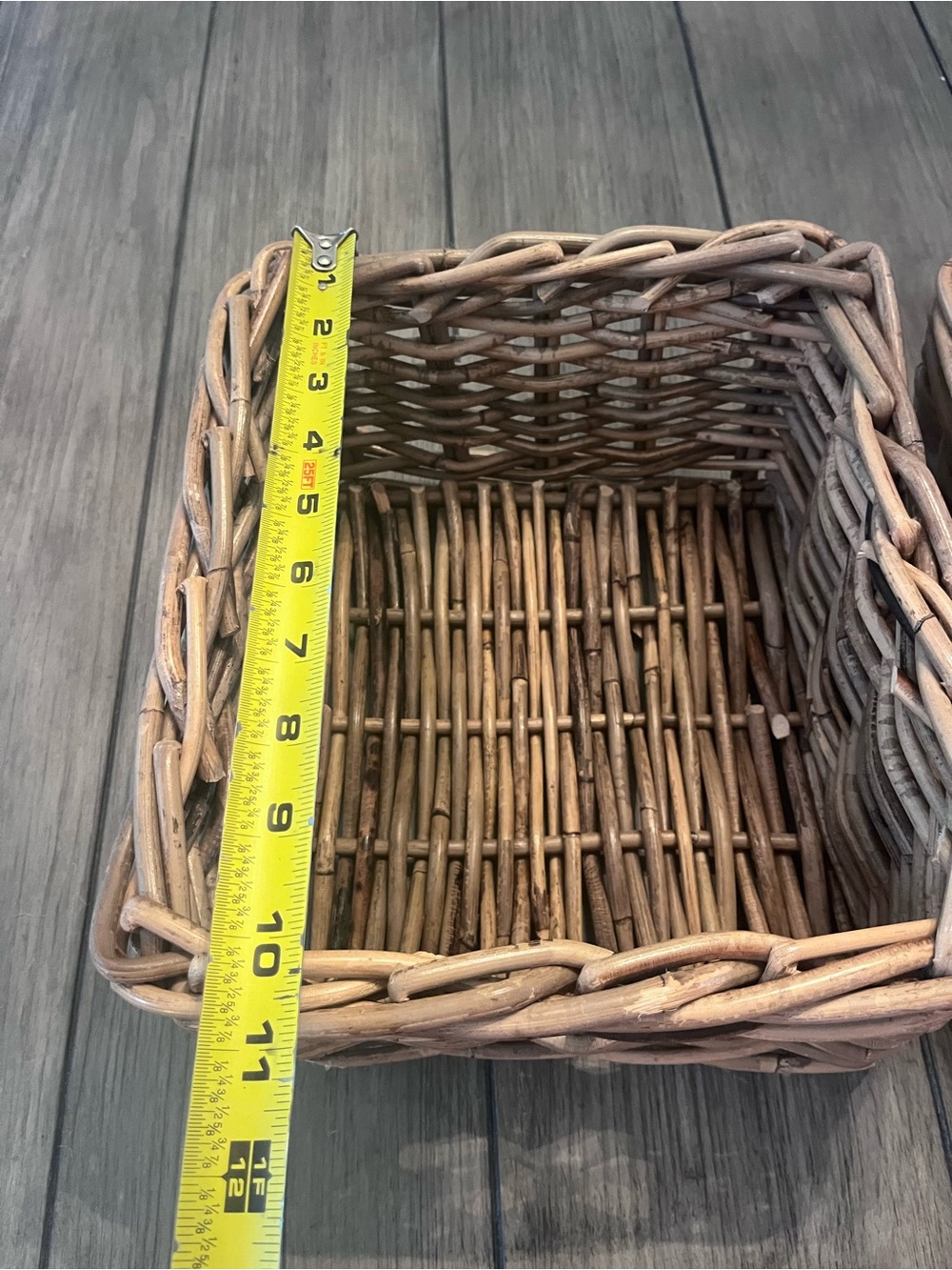 Wicker baskets - Picture 2 of 3